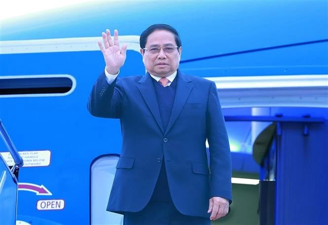 Prime Minister Pham Minh Chinh leaves for a working trip to Laos on January 9 morning. (Photo: VNA)