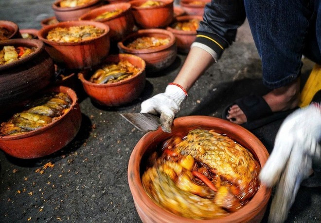 Well-braised fish boasts an enticing aroma without being fishy, and rich taste without being overly fatty. (Photo: VNA)