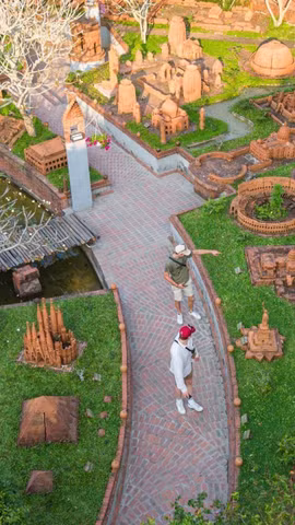 Tourism breathes new life into craft villages