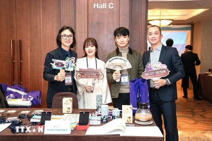 At the tourism promotion programme for Hue and Quang Tri in Seoul. (Photo: VNA)