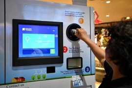 Singapore to launch automated beverage container return scheme