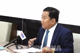 Khieu Kola, Assistant to the President of the Cambodian Club of Journalists (CCJ) and a producer, presenter, and senior editor at CNC, in an interview granted to the VNA. (Photo: VNA)