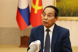 Bounthong Chitmany, Politburo member, Permanent Member of the Secretariat of the LPRP Central Committee, and Vice President of Laos, grants an interview to the VNA. (Photo: VNA)