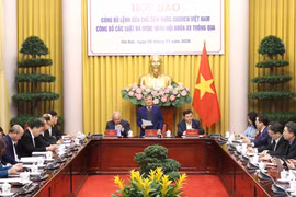 The January 6 press conference announcing the State President’s orders promulgating 12 recently passed laws (Photo: VNA)