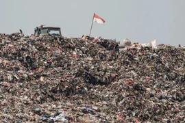Indonesia targets higher waste management rate to protect environment