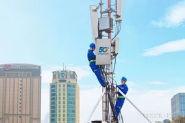In Vietnam, 5G technology infrastructure has begun to be widely deployed by domestic network operators (Photo: VNA)