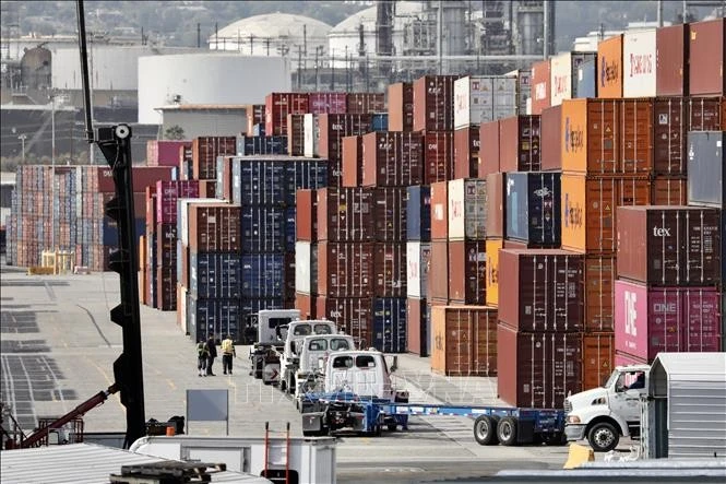 Cargo at Long Beach Port, California, the US. (Photo: Xinhua/VNA)