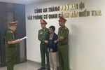 Former Director of the National Institute of Forensic Psychiatry for the 2013–2023 period Ngo Van Vinh at a police office. (Photo: Hanoi Police) 