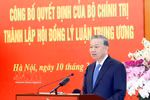 Party General Secretary To Lam speaks at the conference to announce the Politburo’s decision to establish the Central Theoretical Council for the 2026–2031 tenure. (Photo: VNA)