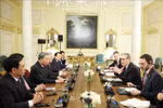 At the talks between UK Prime Minister Keir Starmer and General Secretary of the Communist Party of Vietnam Central Committee To Lam (Photo: VNA)