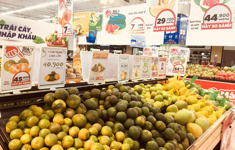 The September Consumer Price Index (CPI) picks up 2.06 percent from one year ago and nine-month CPI up 1.82 percent. (Photo: VietnamPlus)
