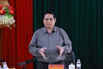 Prime Minister Pham Minh Chinh addresses the working session with Thanh Hoa officials on November 9. (Photo: VNA)