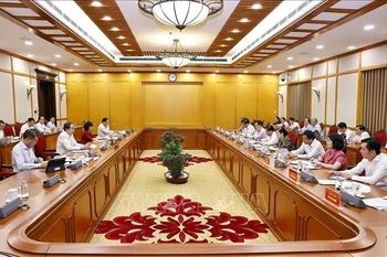 At a working session between the Politburo’s working group and the standing board of the Lai Chau provincial Party Committees (Photo: VNA)