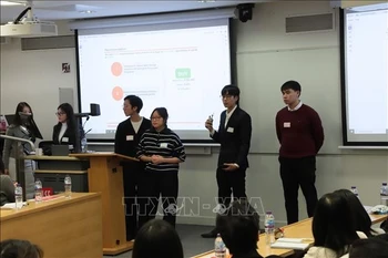 The annual event provides a platform for students to hone skills in financial analysis, company valuation, and investment pitching—essential for careers in international finance. (Photo: VNA)