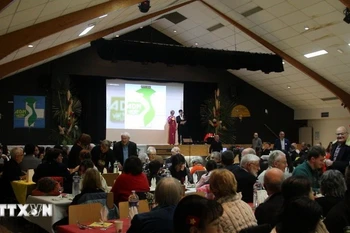 A fund raising party hosted by ADM Vietnam (Photo: VNA)