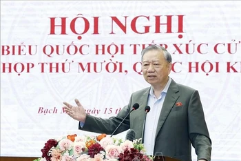 Party General Secretary To Lam speaks at the meeting with voters from 11 wards in Hanoi on December 15, 2025. (Photo: VNA)