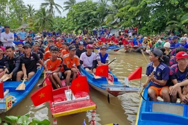 Khmer community’s traditional boat race energizes Can Tho