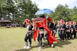 Bride procession of the Red Dao ethnic group in Lai Chau