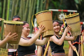 Water drop worship ceremony- Unique cultural symbol of Ba Na people