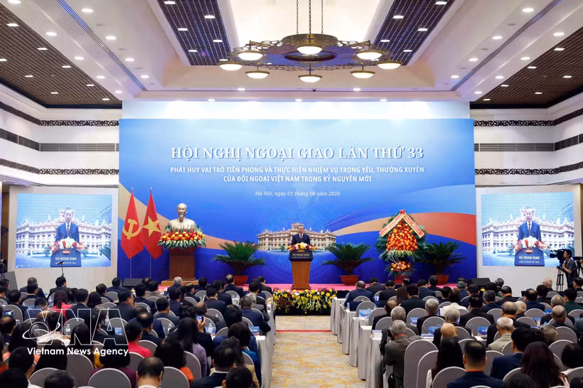 Party General Secretary and State President To Lam speaks at the opening session of the 33rd Diplomatic Conference in Hanoi on August 1. (Photo: VNA)