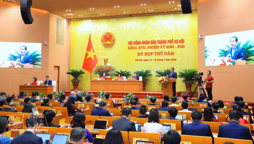 An overview of the opening ceremony of the fifth session of the 17th Hanoi People's Council. (Photo: VNA)