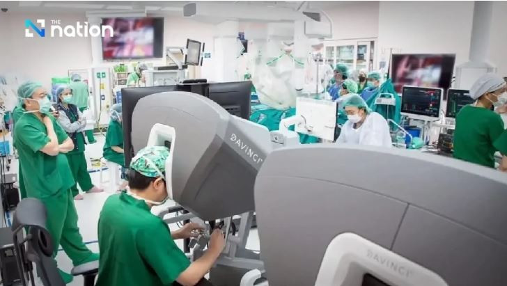 The first two robot-assisted heart surgeries in Thailand’s public health system performed at Rajavithi Hospital. (Photo: nationthailand.com)