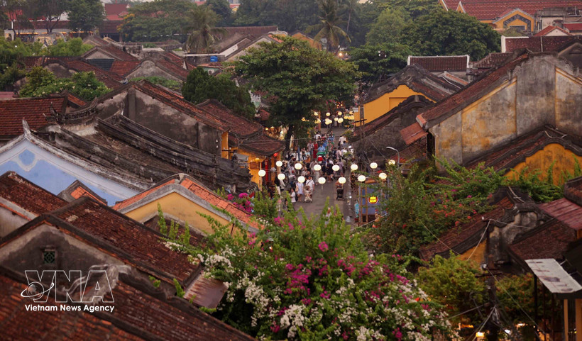 The enduring appeal of Hoi An's heritage lies not in static structures, but in its vibrant presence in everyday life. (Photo: VNA) 