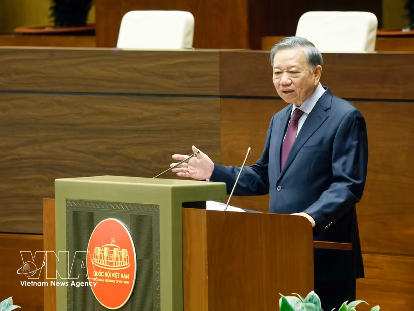Party General Secretary and State President To Lam speaks at the national conference held on June 11 to disseminate and implement Politburo Resolution No. 06-NQ/TW. (Photo: VNA)
