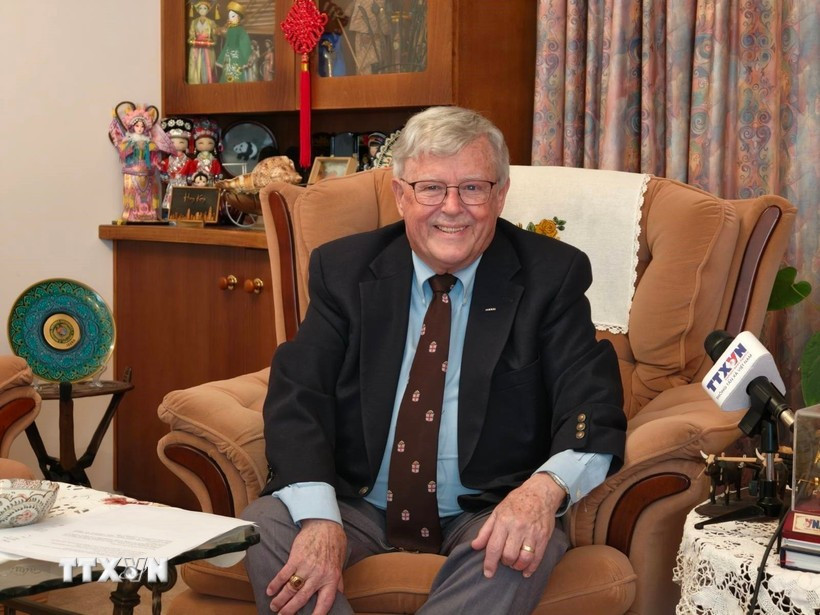 Professor Carl Thayer from the Australian Defence Force Academy, University of New South Wales (Photo: VNA)