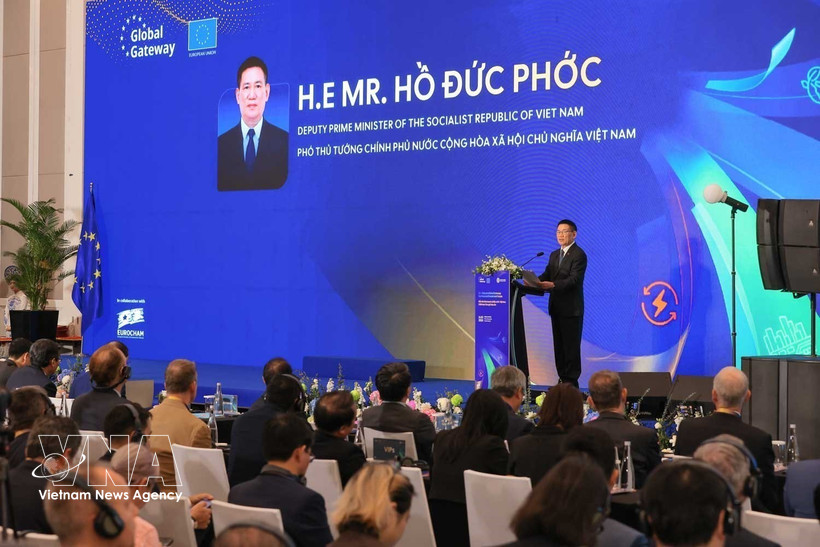 Deputy Prime Minister Ho Duc Phoc speaks at the EU–Vietnam Global Gateway Business and Investment Forum (Photo: VNA)