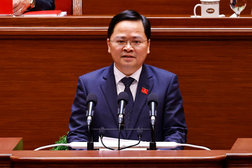 Vice Chairman of the Party Central Committee’s Commission for Policies and Strategies Nguyen Anh Tuan speaks at the 14th National Party Congress (Photo: VNA)