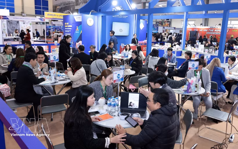 Economic, trade and investment ties remain among the brightest pillars of Vietnam-Thailand relations. (Photo: VNA)