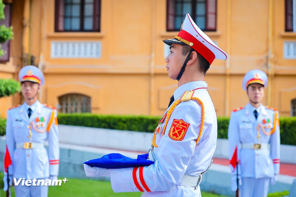 From an association of five countries born in the confrontational context of the Cold War, ASEAN has grown, expanded its membership, and become a cohesive community of ten Southeast Asian nations. (Photo: VNA)