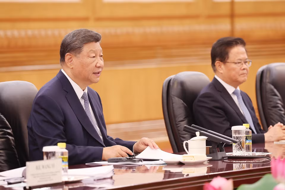 General Secretary of the Communist Party of China Central Committee and President of China Xi Jinping speaks at the talks. (Photo: VNA)