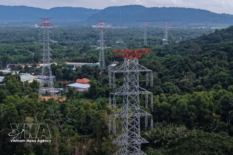 A power facility in the Phu Quoc special zone, An Giang province. (Photo: Published by VNA)