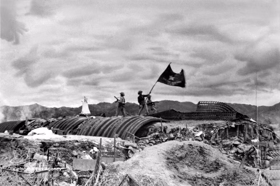 The historic Dien Bien Phu Campaign ended in victory on the afternoon of May 7, 1954, with Vietnamese forces completely overrunning the French stronghold. (Photo: VNA archives)