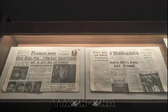 A newspaper copy reporting the defeat of French colonialists in the Dien Bien Phu Campaign in the northwestern province of Dien Bien 70 years ago is exhibited at the Vietnam Press Museum in Hanoi. (Photo: VNA)