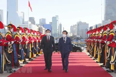 Top Vietnam, RoK legislators hold talks