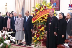 President congratulates Hanoi Archdiocese ahead of Christmas