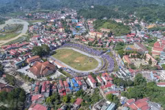 Bac Ha town is located 1,000 metres above sea level, and is 60 kilometres to the southeast of Lao Cai city (Photo: VietnamPlus).