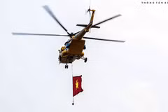 Training flights in the sky over Hanoi