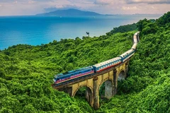 Railway sector expects over 200 mln USD to upgrade weak bridges, tunnels
