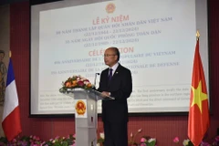 Vietnamese Ambassador Dinh Toan Thang speaks at the celebration on December 17. (Photo: VNA)