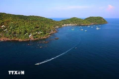 Phu Quoc island has lured throngs of foreign visitors due to its stunning landscapes. (Photo: VNA)