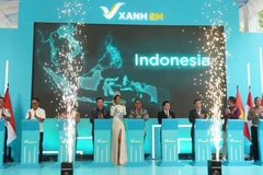 Xanh SM electric taxi service is launched in Indonesia on December 18. (Photo: VNA)