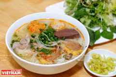 Bun Bo Hue - most delicious noodle soup