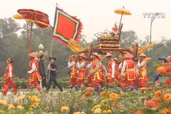 Palanquin procession to commemorate Hung Kings
