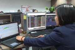 Vietnam’s financial market affected by external factors