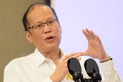 Philippine President signs 63 billion USD 2016 national budget