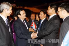  President starts official visit to Cuba